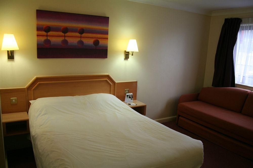Days Inn Southampton Rownhams Chilworth  Номер фото