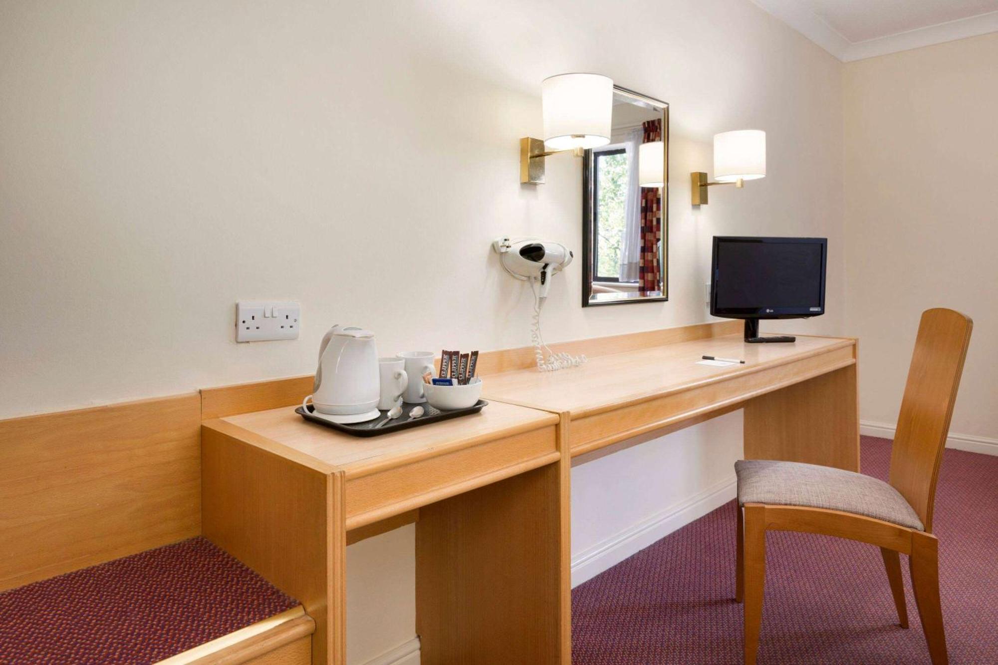 Days Inn Southampton Rownhams Chilworth  Екстер'єр фото